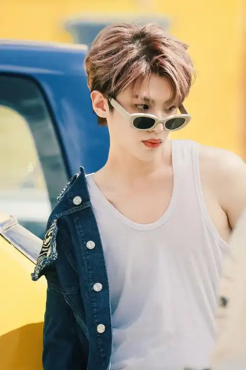 justin黄明昊0219生日快乐##黄明昊廿二破浪逐风