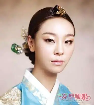 朝鲜民族风编 盘发发型