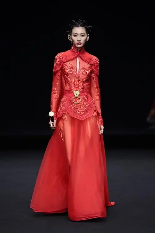 盖娅传说 中国 北京 走秀(runway) 2020春夏 女装