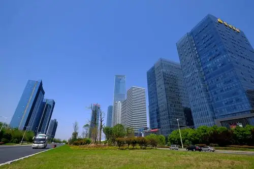 总部经济及现代服务业迸发勃勃生机-南昌新闻中心-中国江西网首页