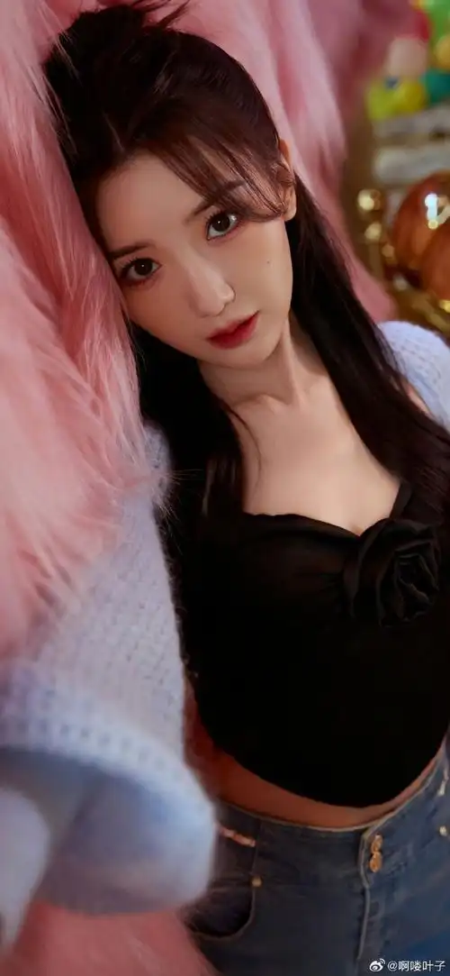 毛晓彤超话今日份的壁纸来咯!