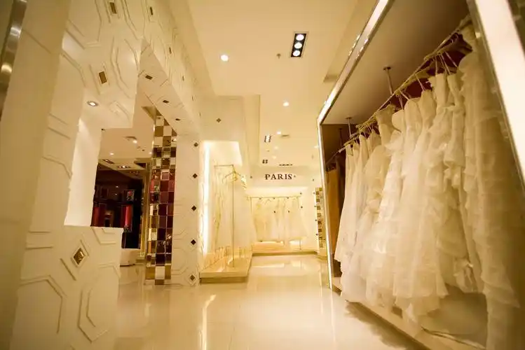 荆州巴黎婚纱摄影