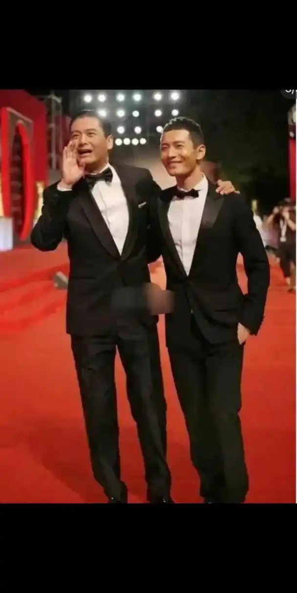 周润发真是不"厚道",年轻说自己身高只有179cm 那么多年来尴尬了多少