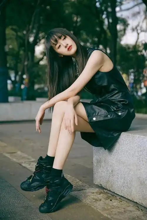 袁冰妍,真妩媚,身材也不含糊