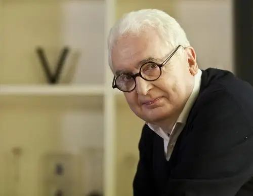 欧路莎签约意大利设计师nilo gioacchini 开启国际化设计之路