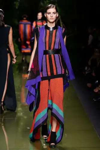 服装色彩搭配 - 美篇