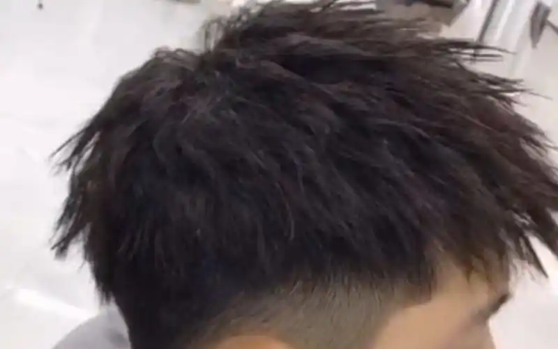 【男生发型】2020年超火的烟花烫碎盖_哔哩哔哩_bilibili