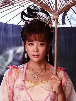 银黛(海陆饰演)