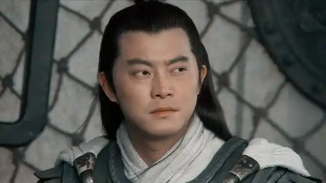 沙溢在这部戏中把三国第一猛将演出喜剧效果