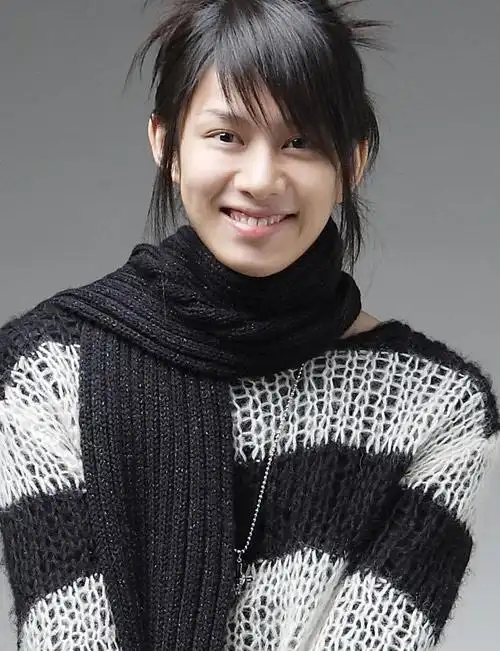 金希澈今日过24岁生日 个人主页收7700多条祝福