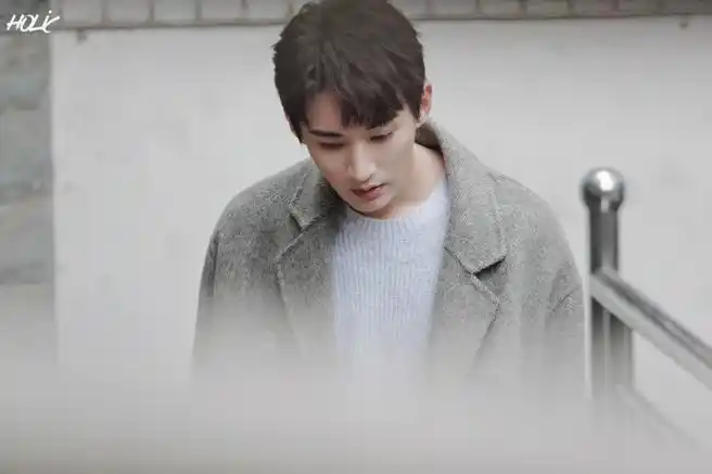 刘学义生活在别处的我##刘学义郁见