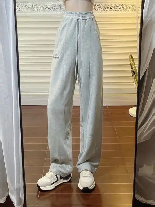 终于挖到了垂感贼好的灰色运动裤75不鼓包75