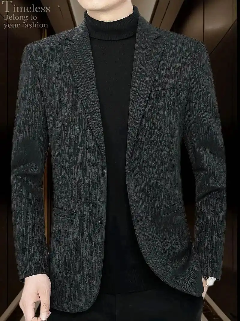 今天这款啄木烏家春秋新款的高档男士休闲纯色西装外套!