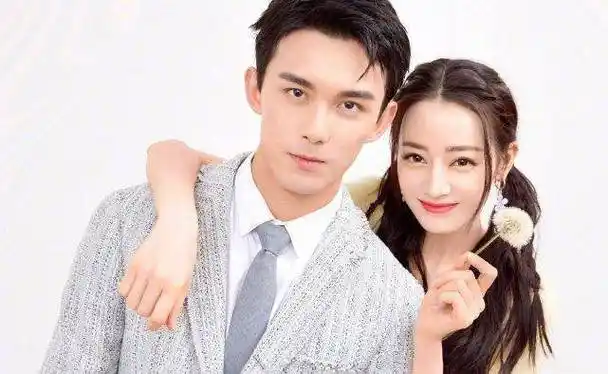 本以为吴磊迪丽热巴就很甜,看到吴磊和张子枫才发现,吴磊撒娇有多可爱