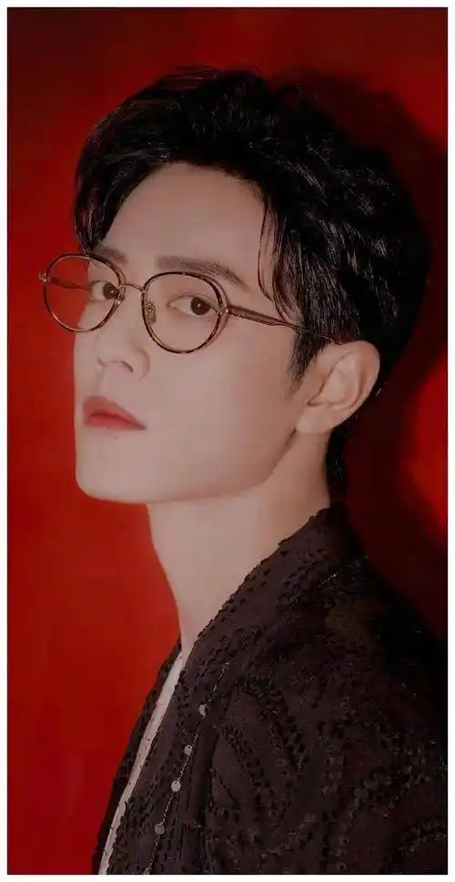 原创盘点那些男明星的眼镜杀肖战易烊千玺白敬亭王俊凯杨洋张艺兴