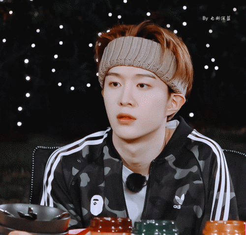 如玉山上行,光映照人——范丞丞笑容合集