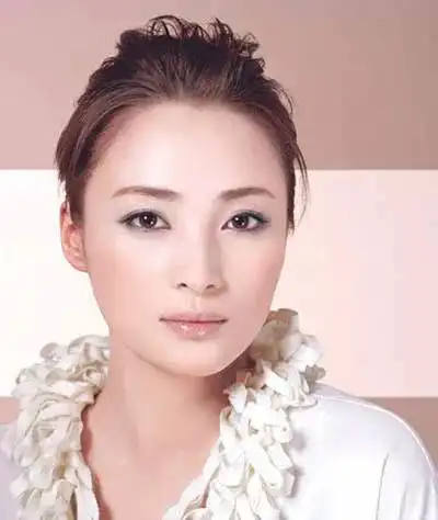 性感水灵,知性时尚——蒋勤勤高清美图集