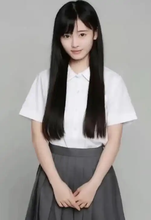 鞠婧祎穿校服画风太美,网友喊话:赶紧拍校园剧!