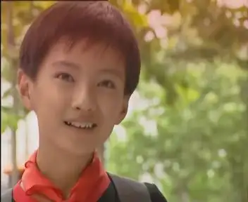 《快乐星球》丁凯乐拍婚纱照啦!新娘看起来很乖