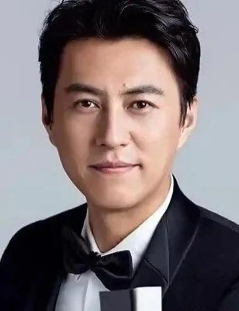 勒东新剧《海天航鹰》即将开拍,里面还有两位演技超群的演员出演,据说