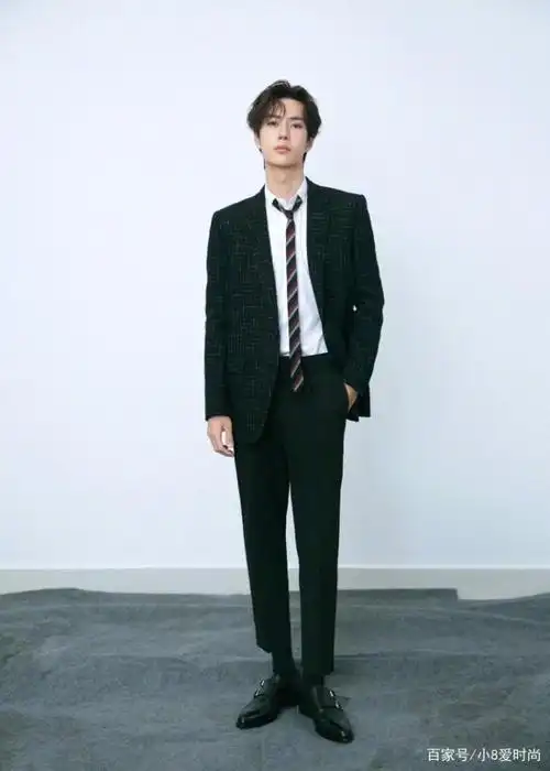 易烊千玺,肖战,王一博,朱一龙,你最pick谁的西装杀!