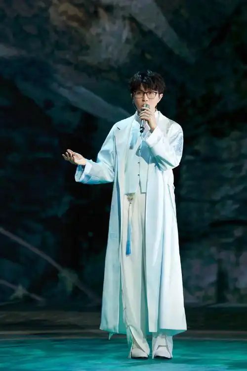 毛不易音乐里的情深##毛不易自如海燕助力官