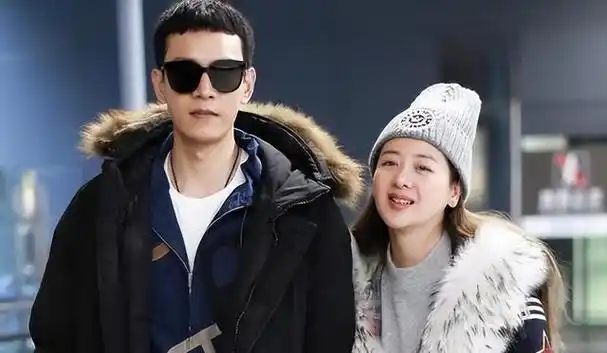 她靠一部剧吃一辈子,二婚嫁给"穷小子",如今丈夫红到令人忌妒