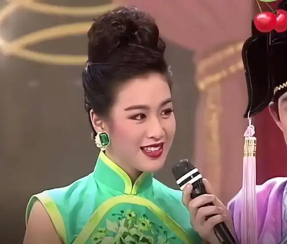 3段婚姻3个女儿,51岁再为小12岁老公生四胎,钟丽缇为啥这么拼?