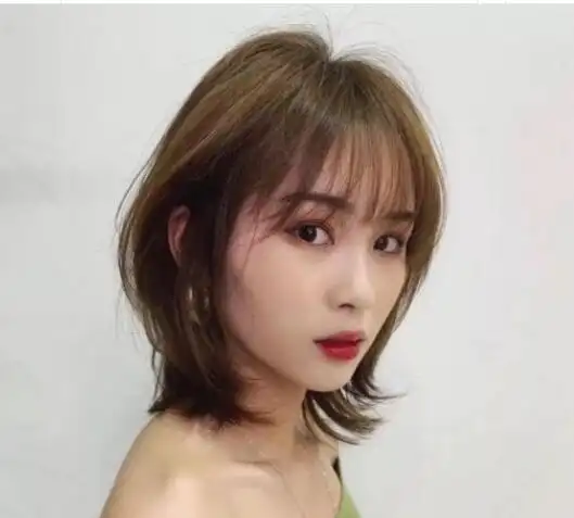 女生齐肩自然碎发发型图片大全_短发发型_西子美发网