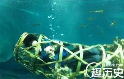 几百年见此_几百年前不听话的女人竟会被装进猪笼活活淹死