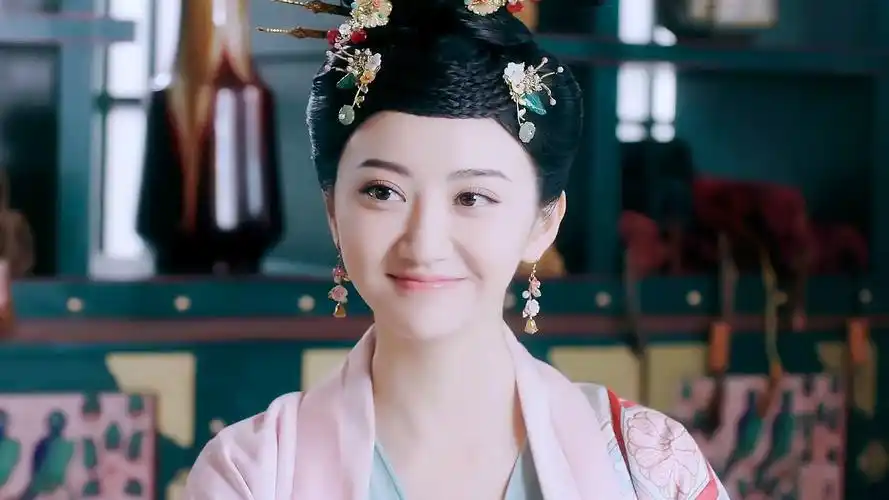 简介 《大唐荣耀》景甜剧照图片桌面壁纸,景甜终于火起来的古装电视剧