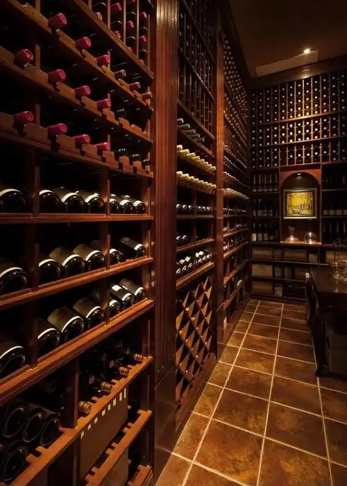 柏斯娇酒窖装修效果图