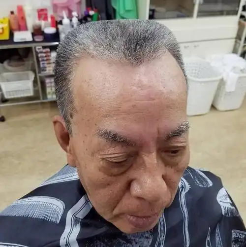 脸长什么发型好看图男,m发际线,当圆脸,减龄男士短发#方圆脸形发型