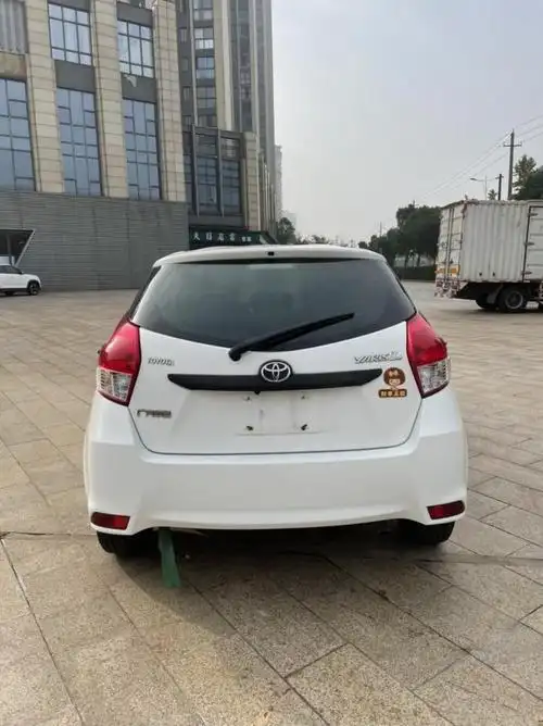 特价精品车全款398万元丰田致炫13自动挡两厢车2014年上牌一手车实表3