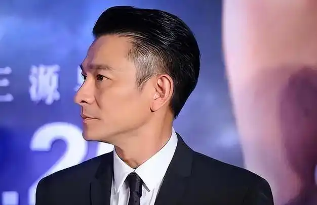 杨丽娟为追星逼父跳海自杀那个要嫁给刘德华的女人后来怎样了