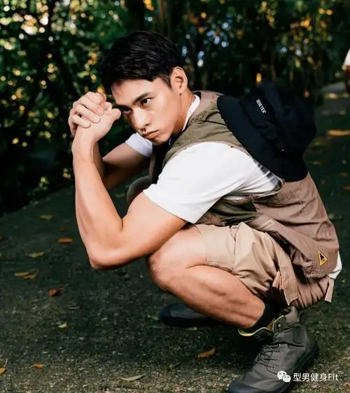 这是20岁的"彭于晏"么?太帅了!_混合_ins_肌肉