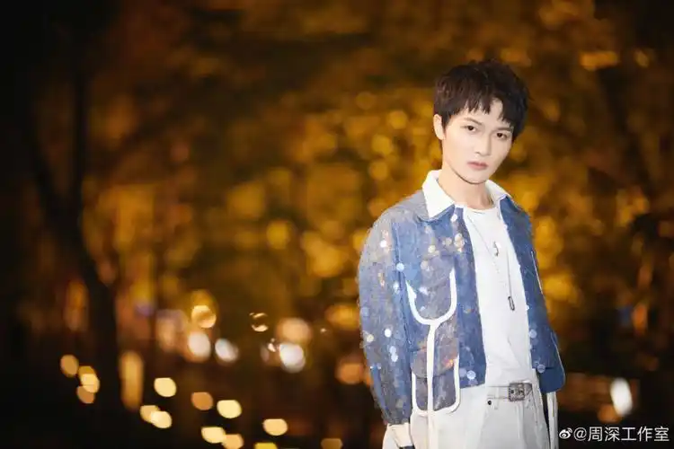 周深高清图片11