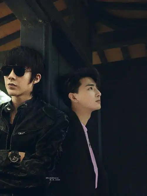 刚翻到手机里存的这个图,真的破防了,how pay啊他们 突然特别想小花和