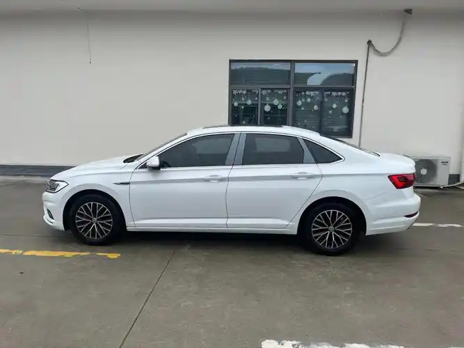 大众速腾1.4t自动挡多少钱(大众速腾1.4t自动挡)