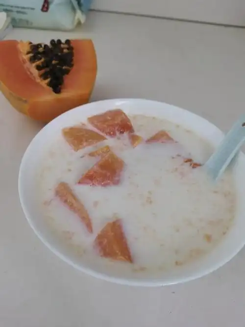 欣欣你好帅w做的木瓜炖牛奶