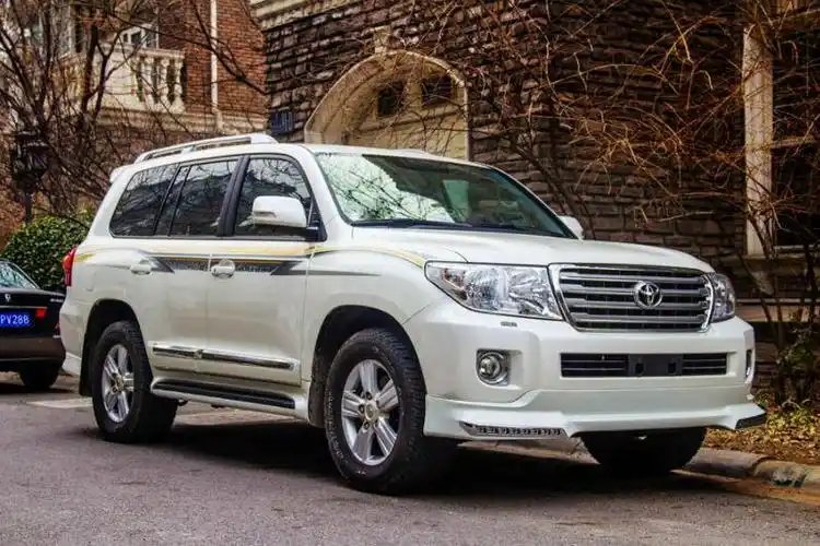 【北京】2014年3月 丰田 兰德酷路泽 4.0 4000 中东版 白色 自动档