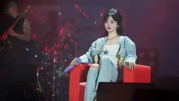 黄霄云长月烬明插曲以我之躯##打不倒的黄霄云