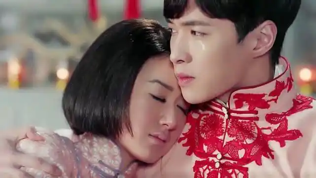 还记得张艺兴的"老婆"吗?如今健身秀腹肌,网友:这谁顶得住?