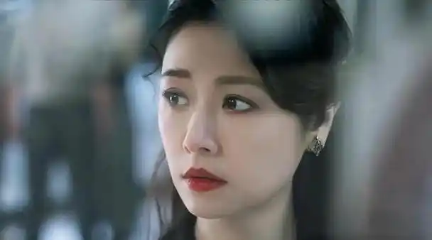 林心如早期泳衣写真照曝光原来年轻时身材这么好网友太美了