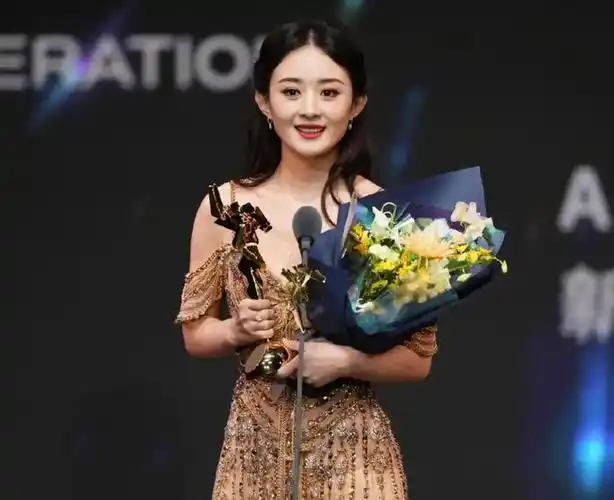亚洲电影大奖这一夜,赵丽颖尴尬溢出屏幕了……|赵丽颖|亚洲电影大奖