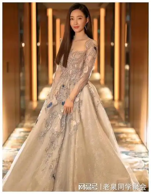 王丽坤背后的故事