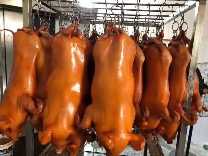 尚宴南烤乳猪图片
