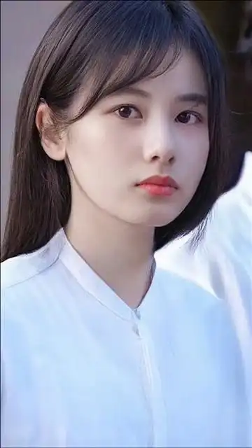 这又帅又甜谁顶得住胡先煦女装天花板突然觉得性别不是问题