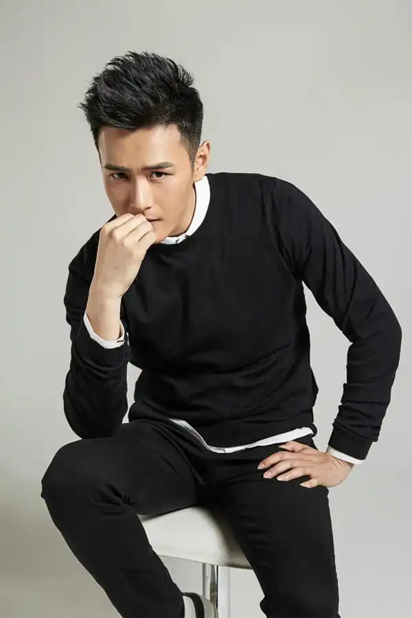 热剧推荐#《喋血长江》两个不同的家族,两伙不同理想的人,经历了爱恨