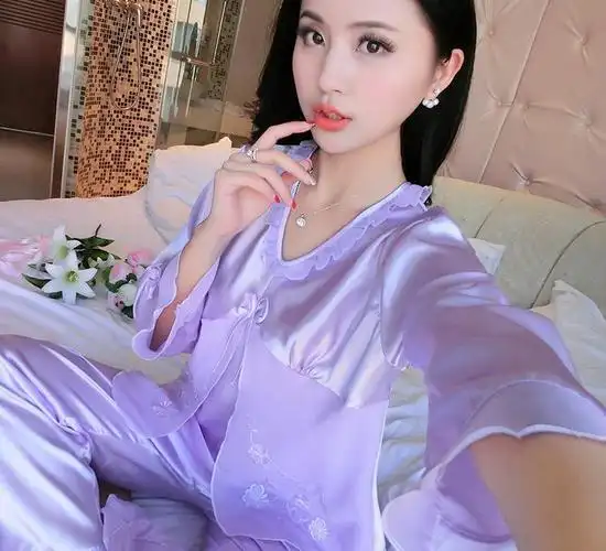 春夏季长袖女士仿真丝睡衣 薄款性感女士套